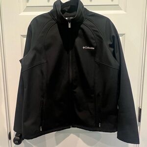 Women’s Columbia jacket.
